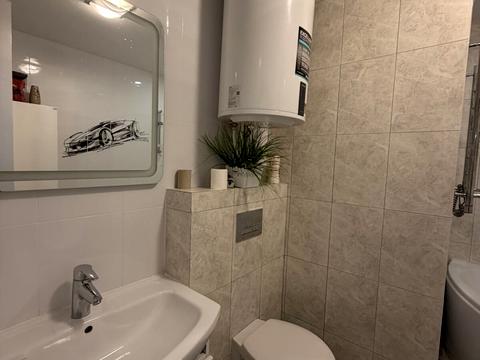 квартира за адресою Жаботинського вул. (Пролетарская улица), 56а