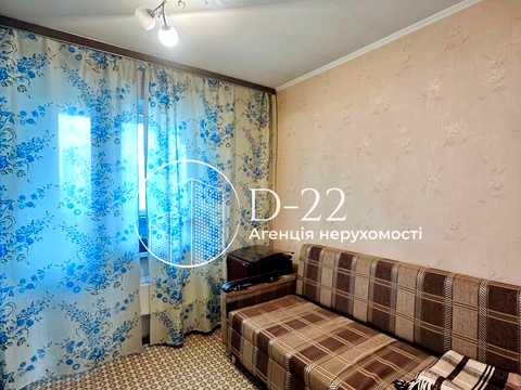 квартира за адресою Сержа Лифаря вул. (Олександра Сабурова), 4