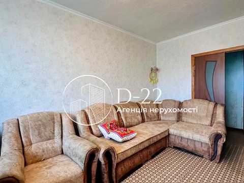квартира за адресою Сержа Лифаря вул. (Олександра Сабурова), 4
