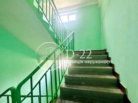 квартира за адресою Сержа Лифаря вул. (Олександра Сабурова), 4