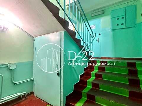 квартира за адресою Сержа Лифаря вул. (Олександра Сабурова), 4