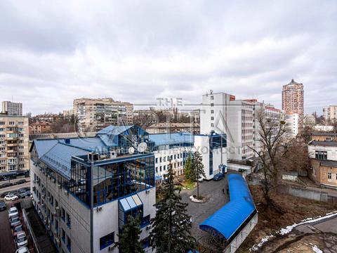 комерційна за адресою Кловський узвіз, 7a
