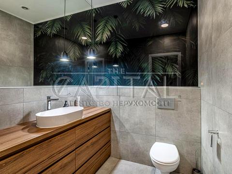 комерційна за адресою Кловський узвіз, 7a