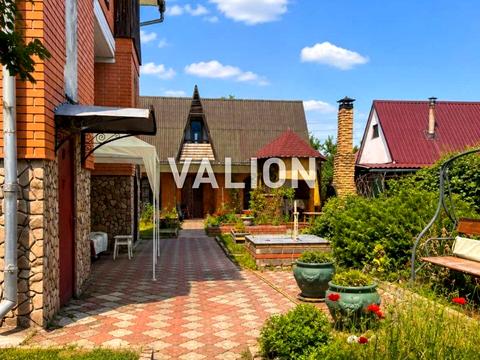 будинок за адресою 62 Центральна вул., 62