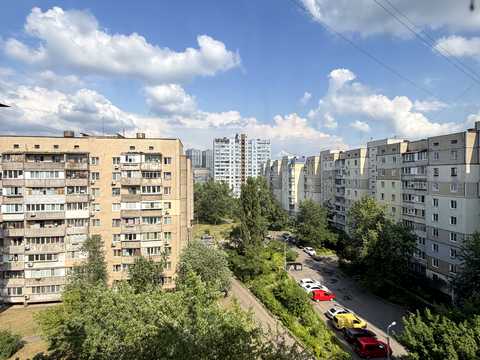 квартира по адресу Миколы Бажана просп., 7-А