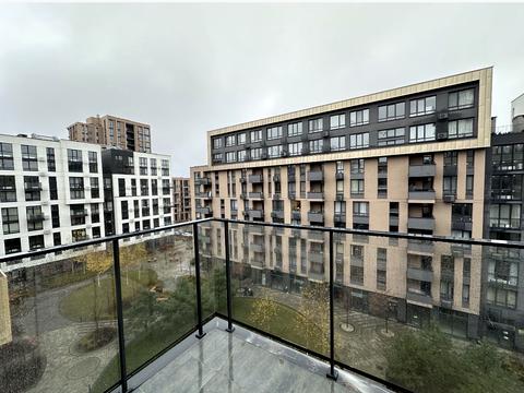 квартира за адресою Салютна вул., 2к18