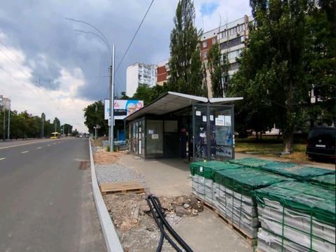комерційна за адресою Київ, Свободи просп., 4-А