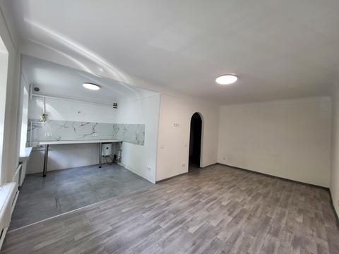 квартира за адресою Введенська вул., 32