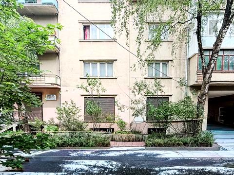 комерційна за адресою Івана Франка вул., 12