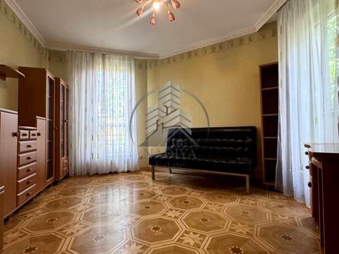 квартира за адресою Академіка Андрія Сахарова вул. (Суворова), 19