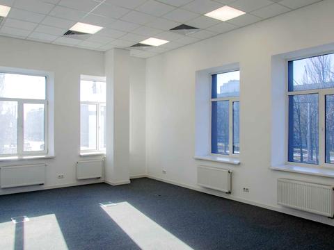 комерційна за адресою Олени Теліги вул., 7