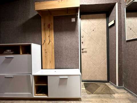 квартира за адресою Універсальна вул., 11
