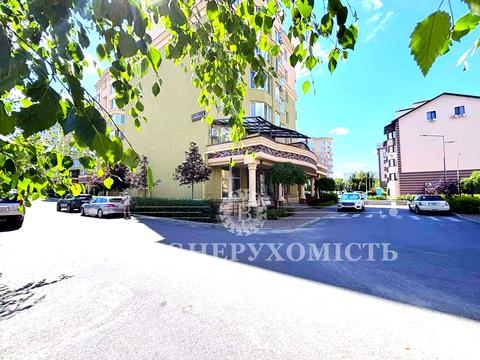 комерційна за адресою Корольова вул., 4