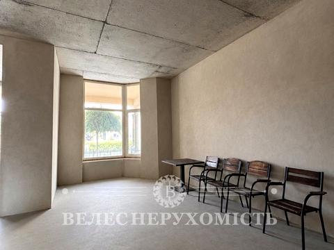 комерційна за адресою Корольова вул., 4