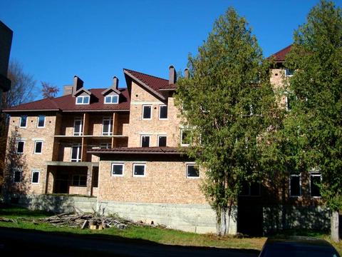 коммерческая по адресу Грушевського, 51