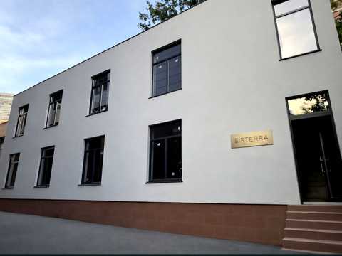 комерційна за адресою Кловський узвіз, 7
