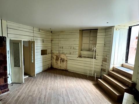 комерційна за адресою Миколи Садовського вул., 2