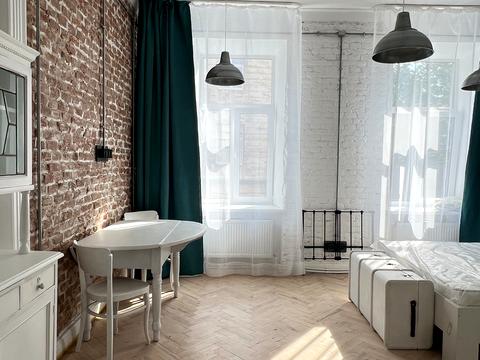 квартира за адресою Пекарська вул., 18