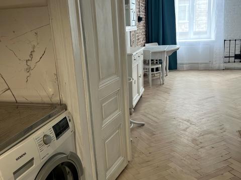 квартира за адресою Пекарська вул., 18