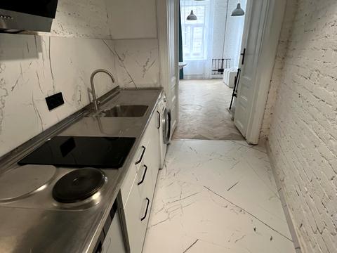 квартира за адресою Пекарська вул., 18