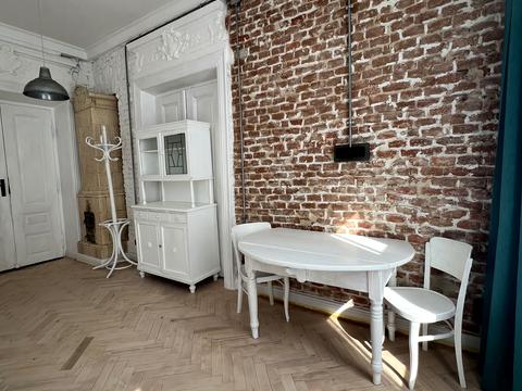 квартира за адресою Пекарська вул., 18