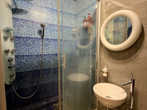 квартира за адресою Братів Горобців вул. (Дмитра Кедріна), 53-А