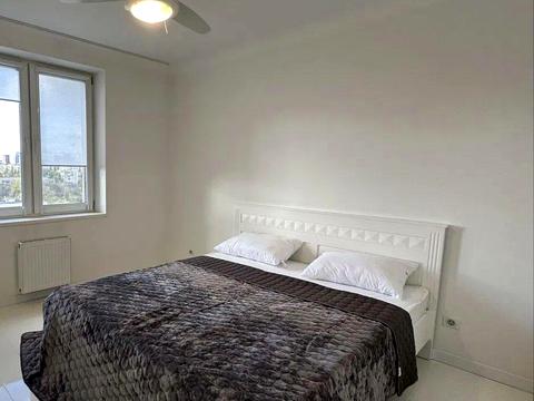 квартира за адресою В'ячеслава Чорновола вул., 27