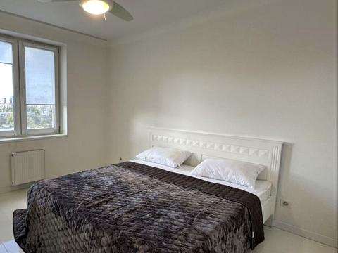квартира за адресою В'ячеслава Чорновола вул., 27