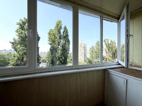 квартира за адресою Академіка Корольова вул., 118