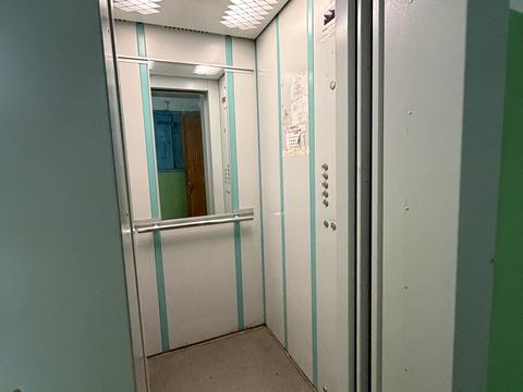 квартира за адресою Академіка Корольова вул., 118