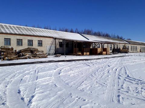комерційна за адресою с. Сахнівці, Центральна, 1
