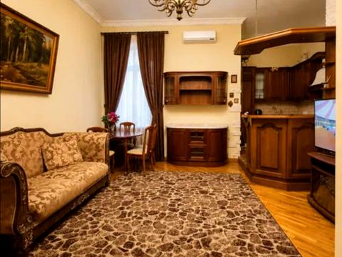квартира за адресою Базарна вул., 52