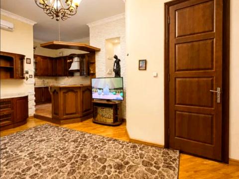 квартира за адресою Базарна вул., 52
