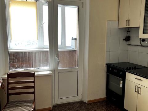 квартира по адресу Ларисы Руденко ул., 3-Б