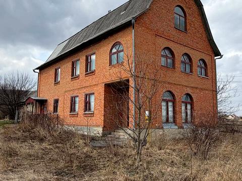 будинок за адресою Лугова, 1