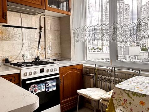 квартира за адресою Володимира Івасюка просп. (Героїв Сталінграду), 44