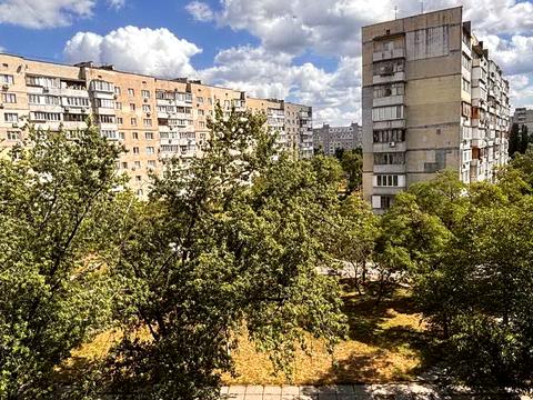 квартира за адресою Володимира Івасюка просп. (Героїв Сталінграду), 44