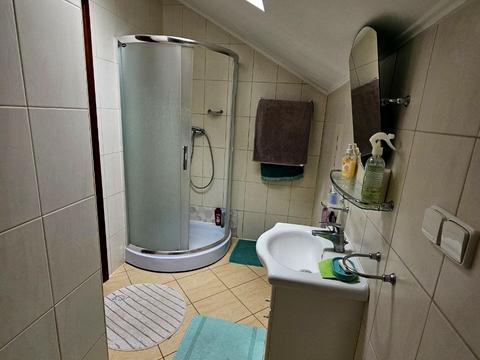 будинок за адресою с. Конопниця, Володимира Івасюка вул., 37