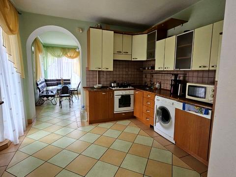 будинок за адресою с. Конопниця, Володимира Івасюка вул., 37