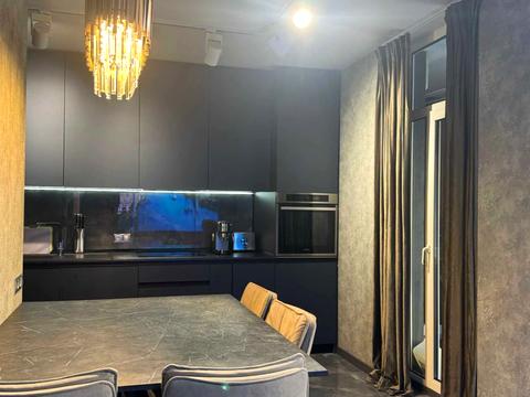 квартира за адресою Регенераторна вул., 4 к14