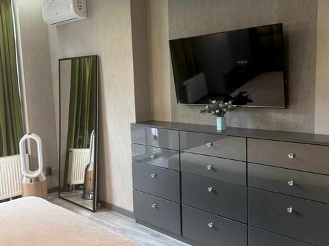 квартира за адресою Регенераторна вул., 4 к14