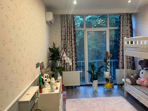 квартира за адресою Регенераторна вул., 4 к14