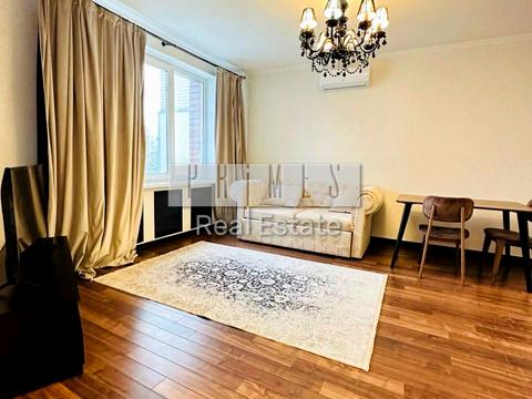 квартира за адресою Старонаводницька вул., 8-Б