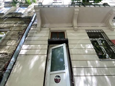 коммерческая по адресу академика Кучера ул., 4