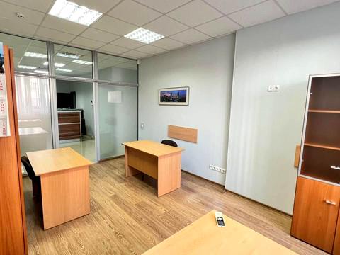 коммерческая по адресу Евгения Коновальца ул. (Щорса), 32