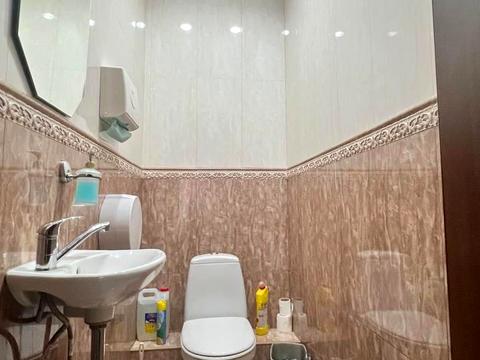 коммерческая по адресу Евгения Коновальца ул. (Щорса), 32