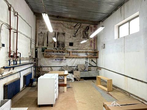 комерційна за адресою Львів, кукурудзяна, 4