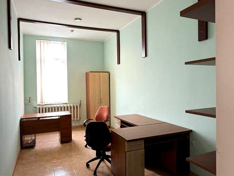 комерційна за адресою Львів, кукурудзяна, 4