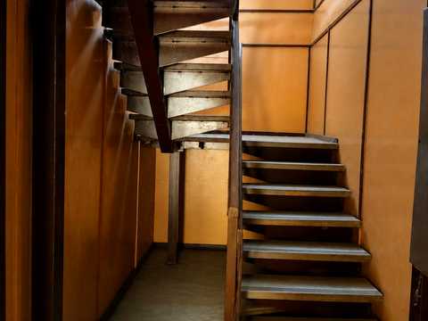 комерційна за адресою толока, 1