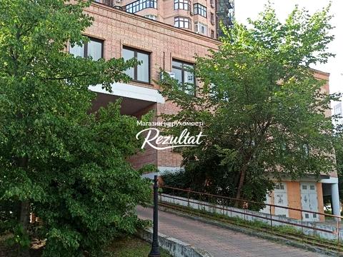коммерческая по адресу Евгения Коновальца ул. (Щорса), 36